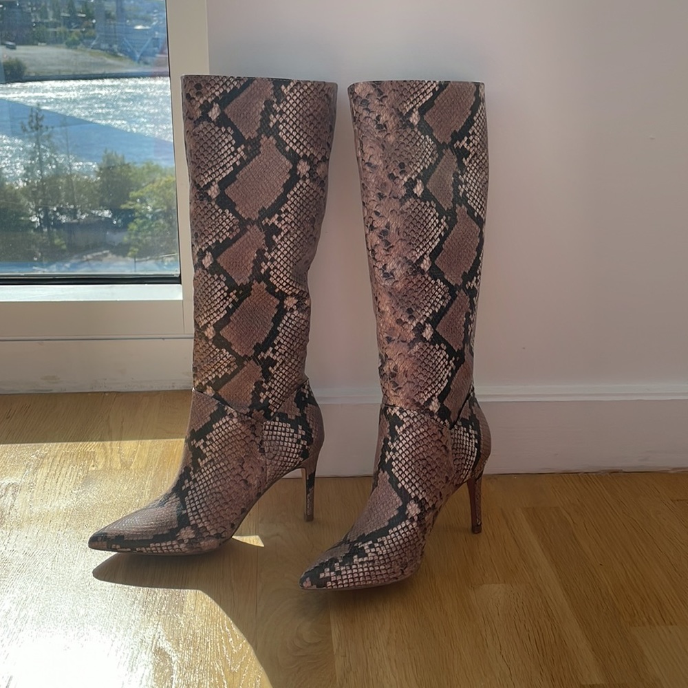Steve Madden Boots 7.5